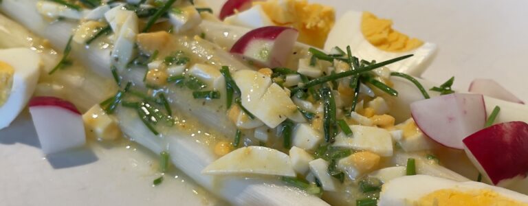 Spargel mit Eier-Vinaigrette - Dötlinger-Spargel